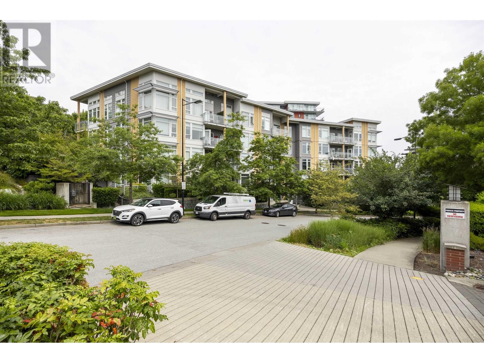 406 3263 PIERVIEW CRESCENT, vancouver, British Columbia V5S0C3