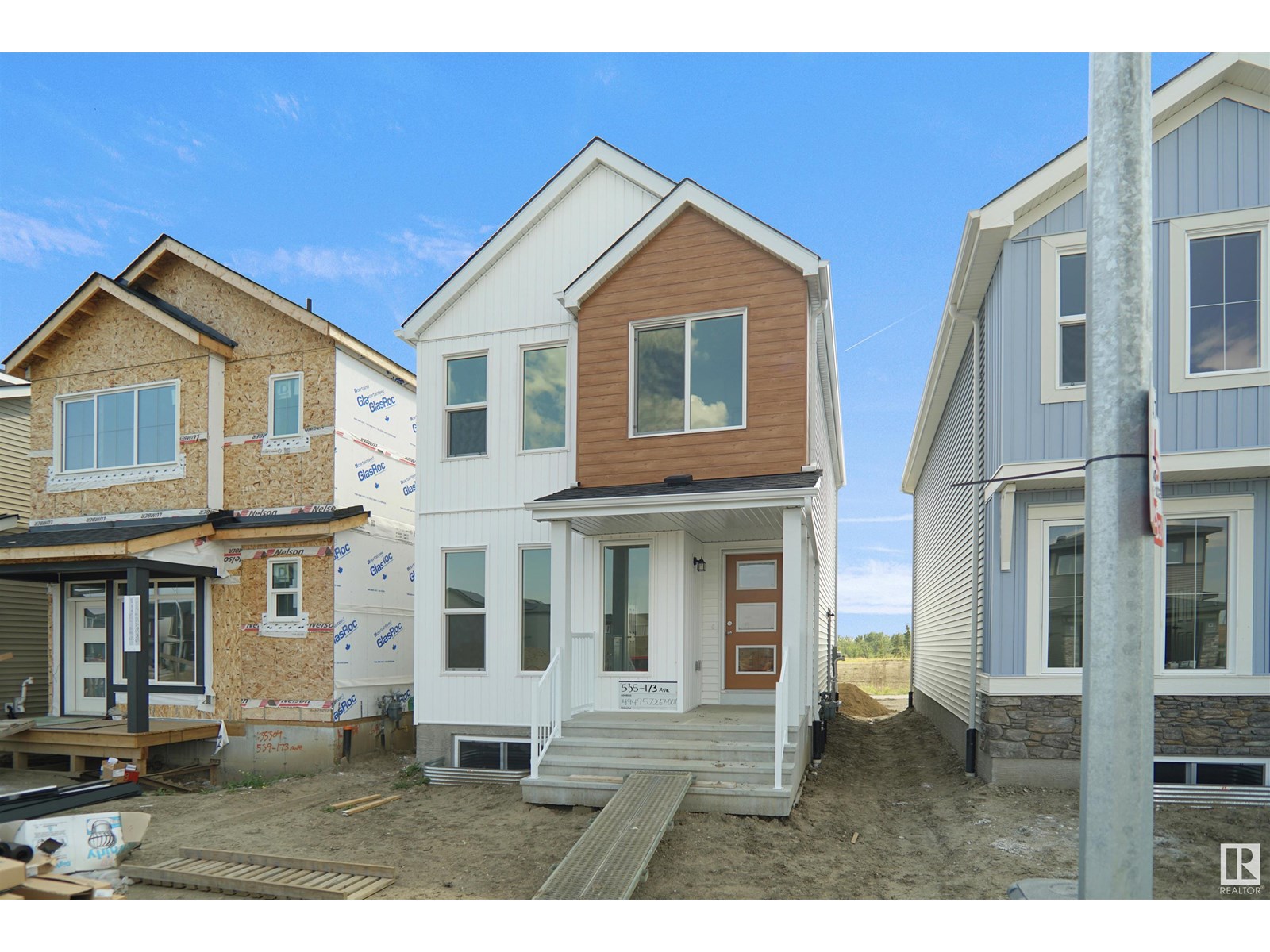 Property at 20919 16 AV NW image 1