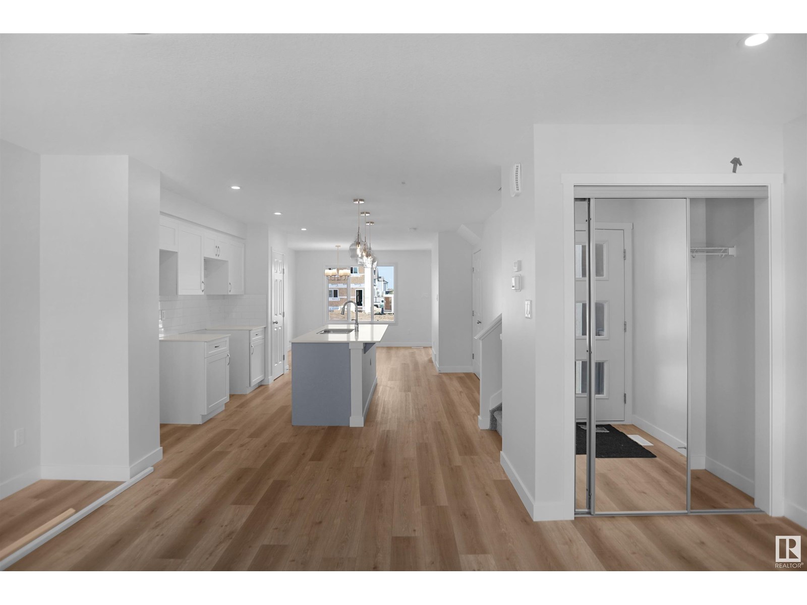 Property at 20919 16 AV NW image 5