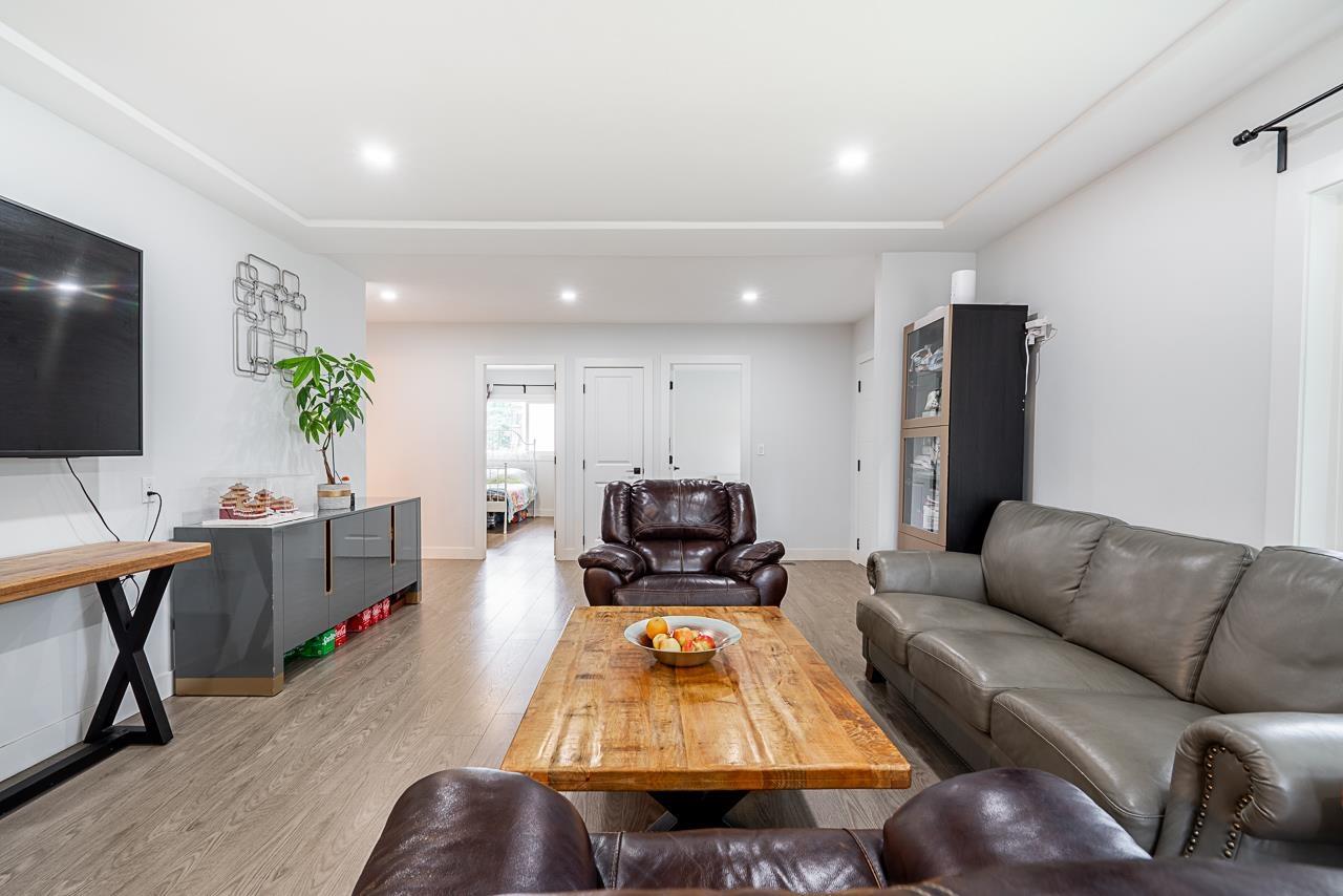 Property at Street 10875 143 STREET image 4