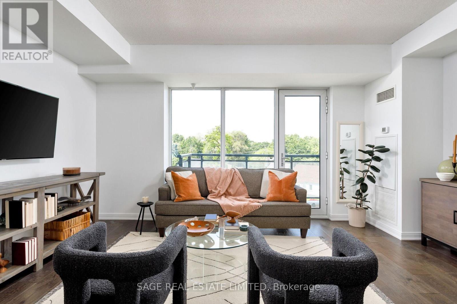 Property at 401 - 760 THE QUEENSWAY image 1