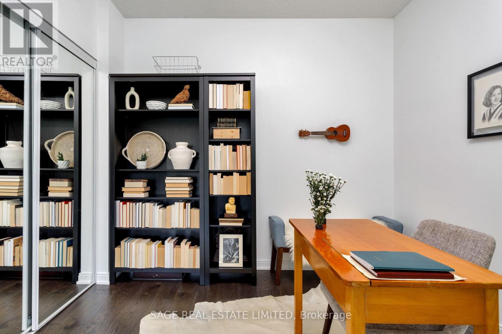 401 - 760 The Queensway, Toronto, Ontario  M8Z 0E1 - Photo 12 - W12248602