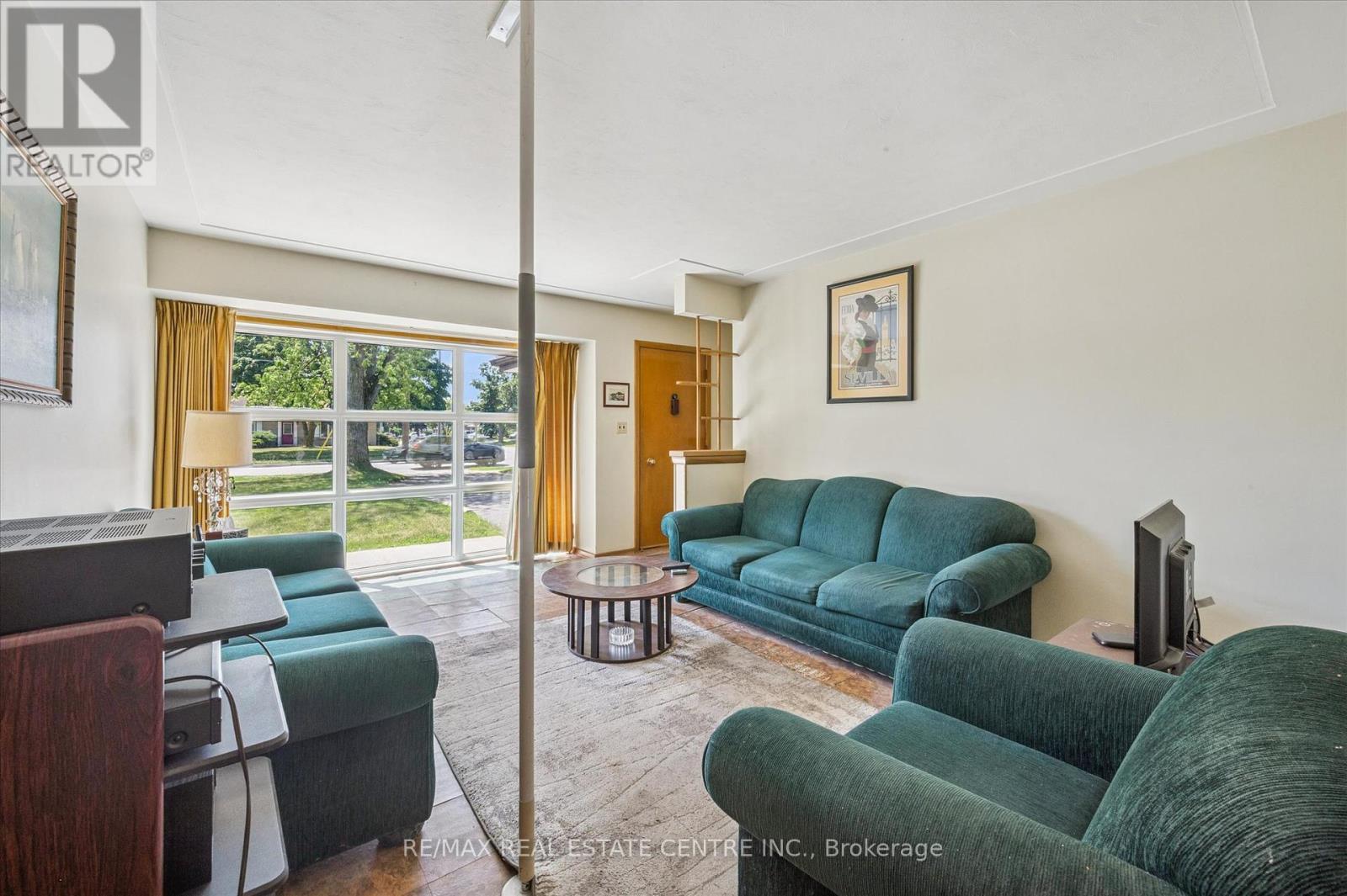 Property at 505 BISHOP STREET N image 5