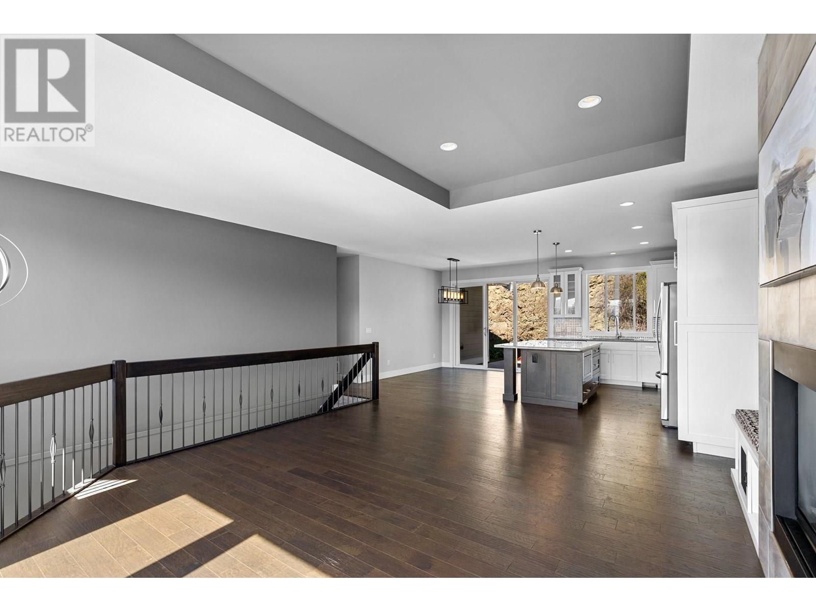 Property at 272 Upper Canyon Drive N image 1