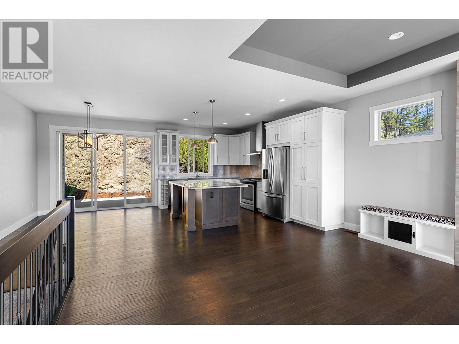 Property at 272 Upper Canyon Drive N image 2