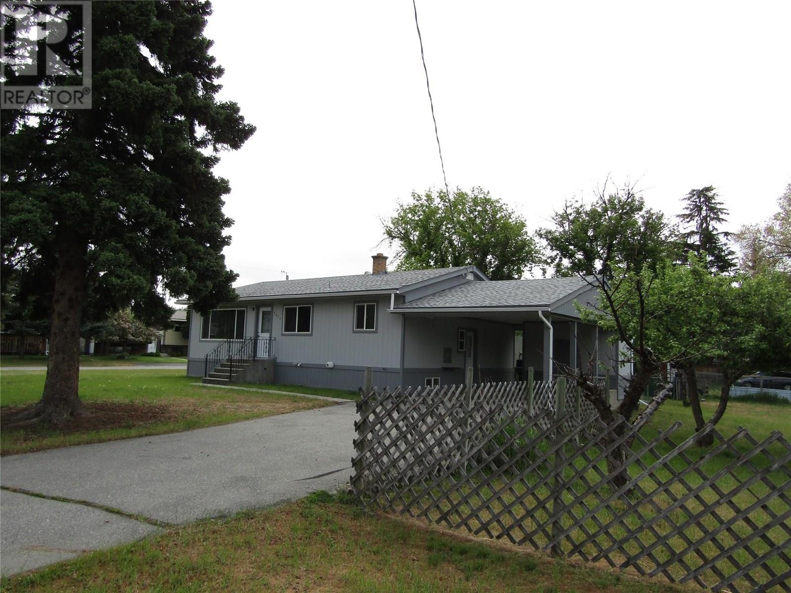 1822 66 Avenue, Grand Forks, British Columbia  V0H 1H2 - Photo 9 - 10353948