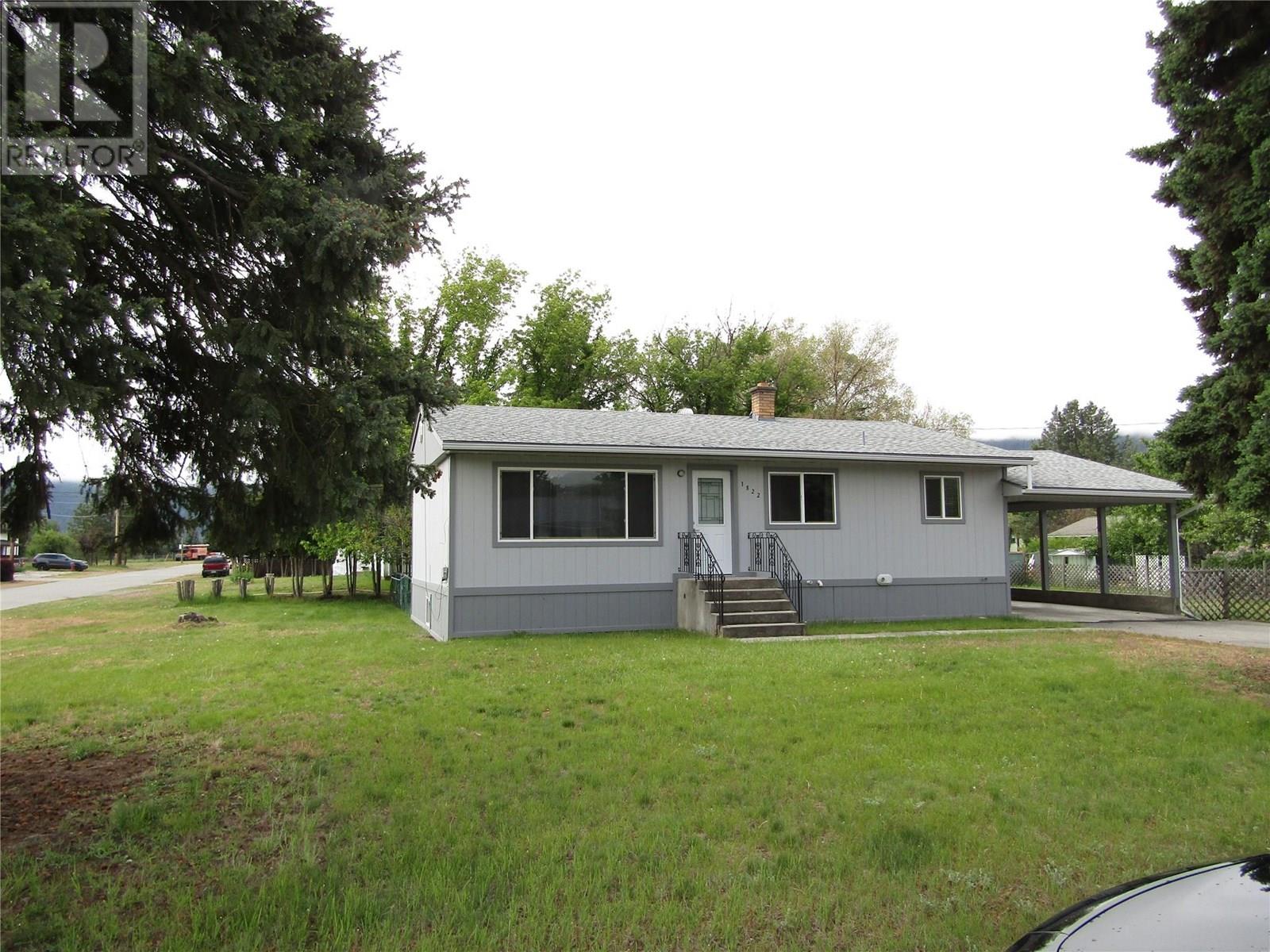 1822 66 Avenue, grand forks, British Columbia