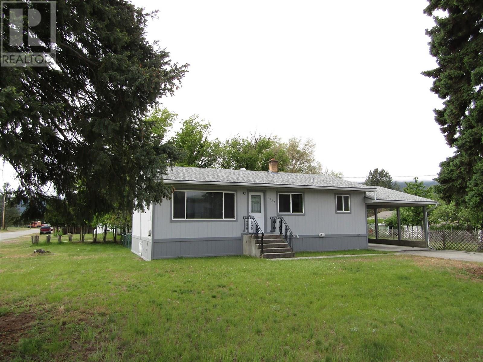 1822 66 Avenue, Grand Forks, British Columbia  V0H 1H2 - Photo 2 - 10353948