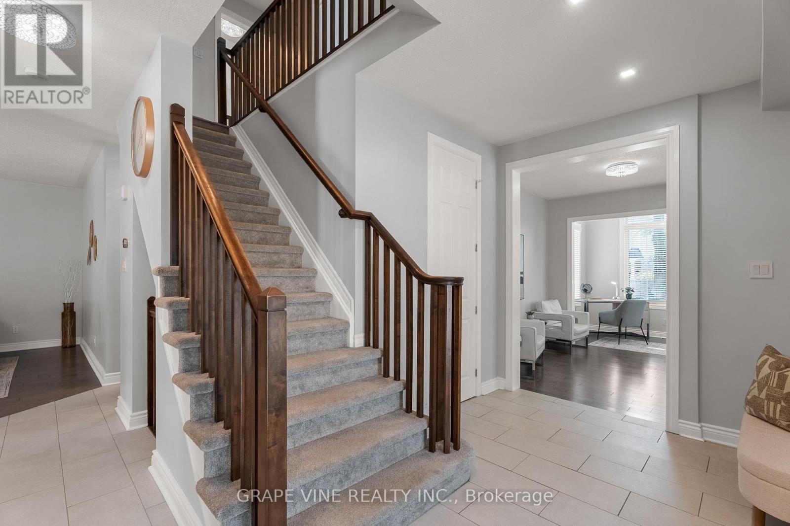 2634 Fallingwater Circle, Ottawa, Ontario  K2J 0R7 - Photo 8 - X12248631
