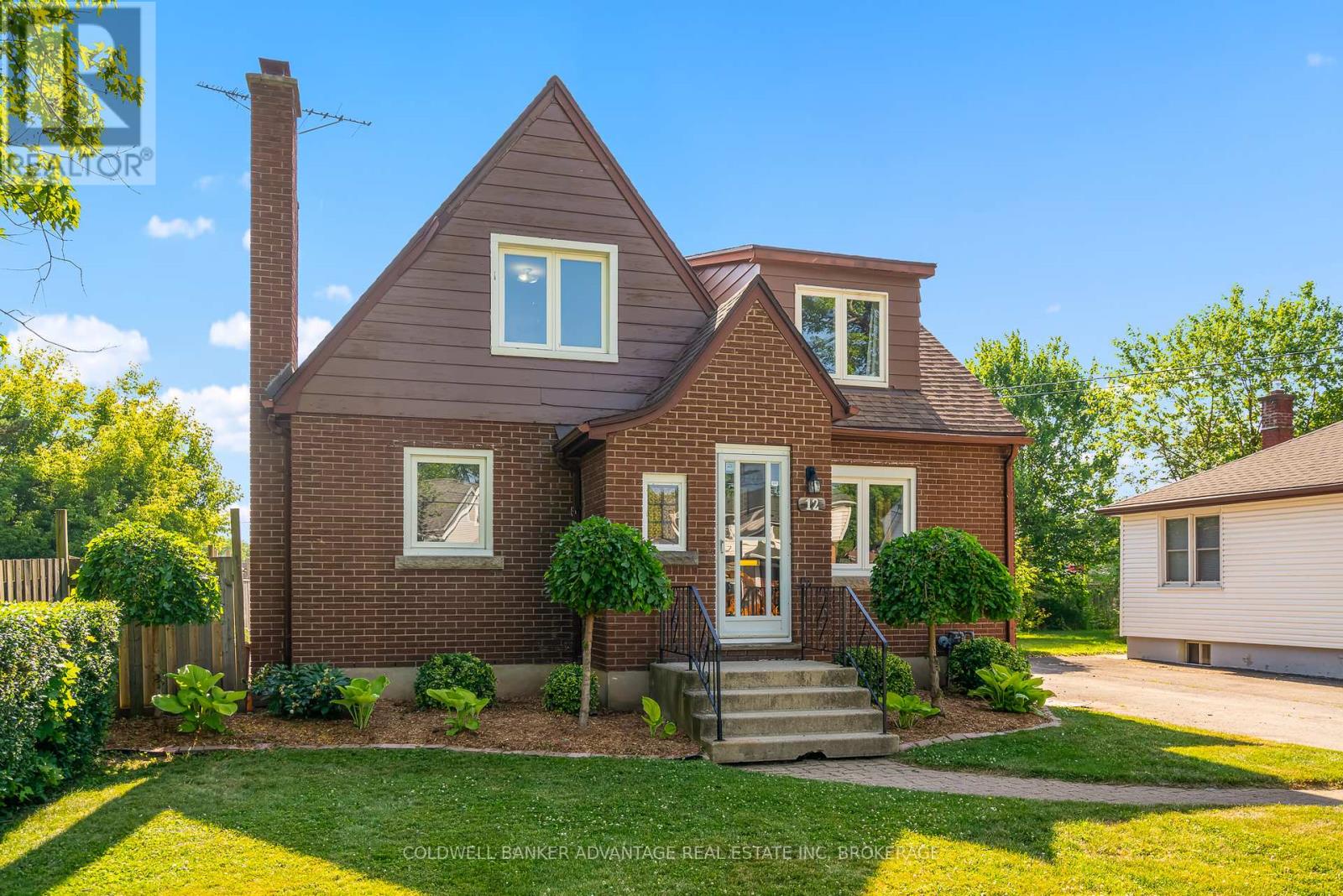 Property at 12 CARLTON AVENUE image 3