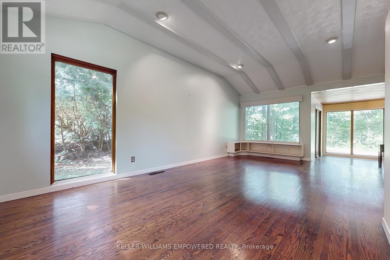 16 Bayview Park Lane, Richmond Hill, Ontario  L4E 4K7 - Photo 12 - N12248627