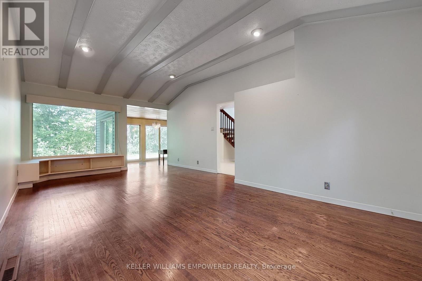 16 Bayview Park Lane, Richmond Hill, Ontario  L4E 4K7 - Photo 13 - N12248627