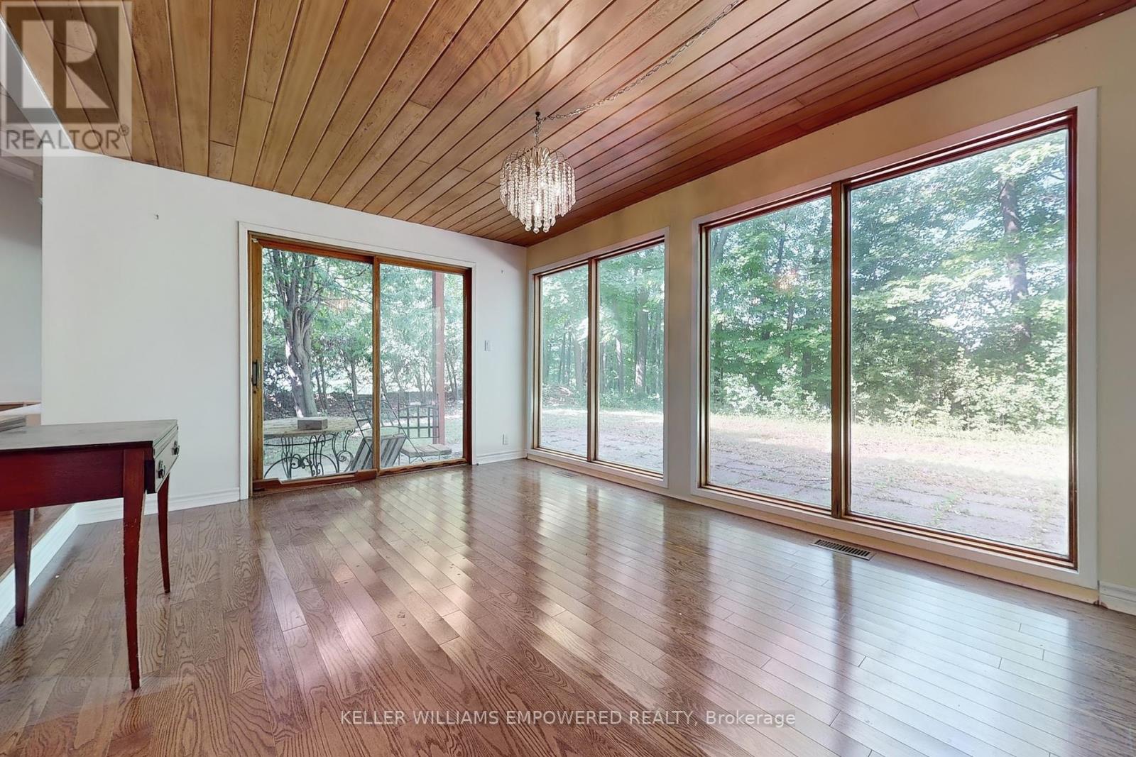 16 Bayview Park Lane, Richmond Hill, Ontario  L4E 4K7 - Photo 16 - N12248627