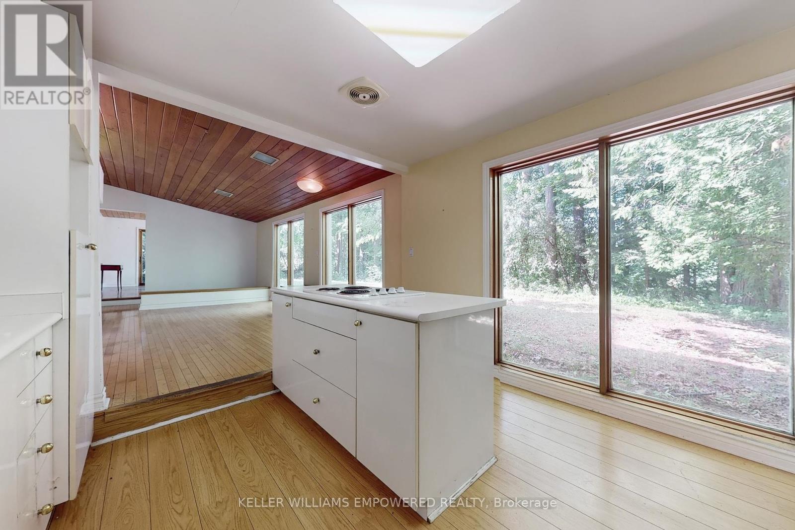 16 Bayview Park Lane, Richmond Hill, Ontario  L4E 4K7 - Photo 24 - N12248627