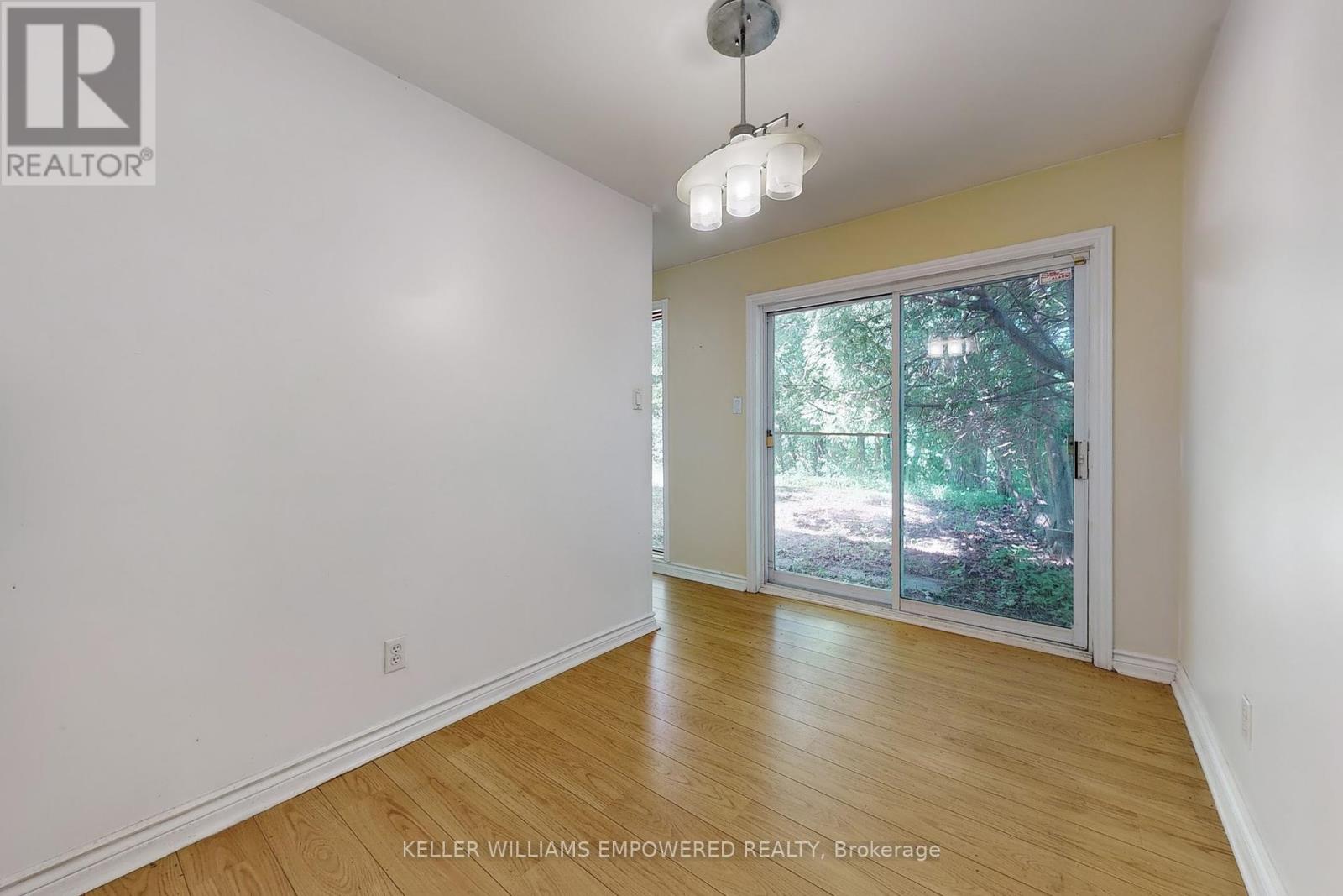 16 Bayview Park Lane, Richmond Hill, Ontario  L4E 4K7 - Photo 25 - N12248627