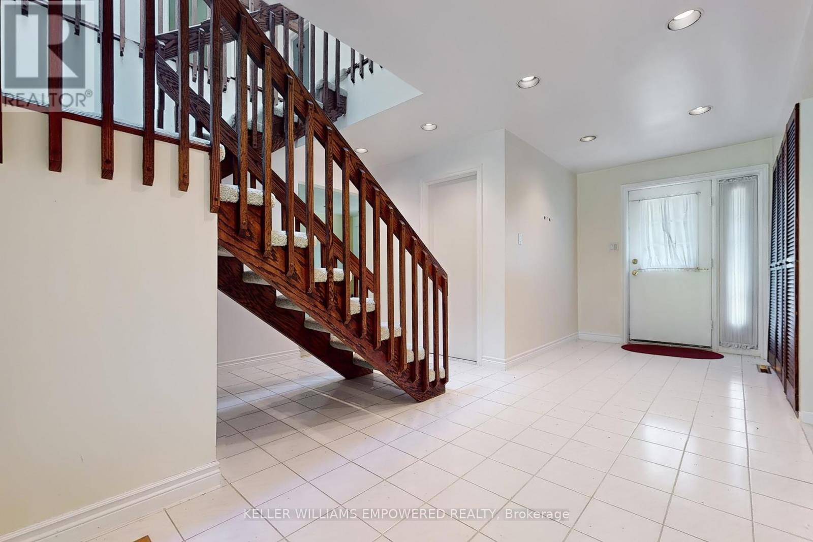 16 Bayview Park Lane, Richmond Hill, Ontario  L4E 4K7 - Photo 26 - N12248627