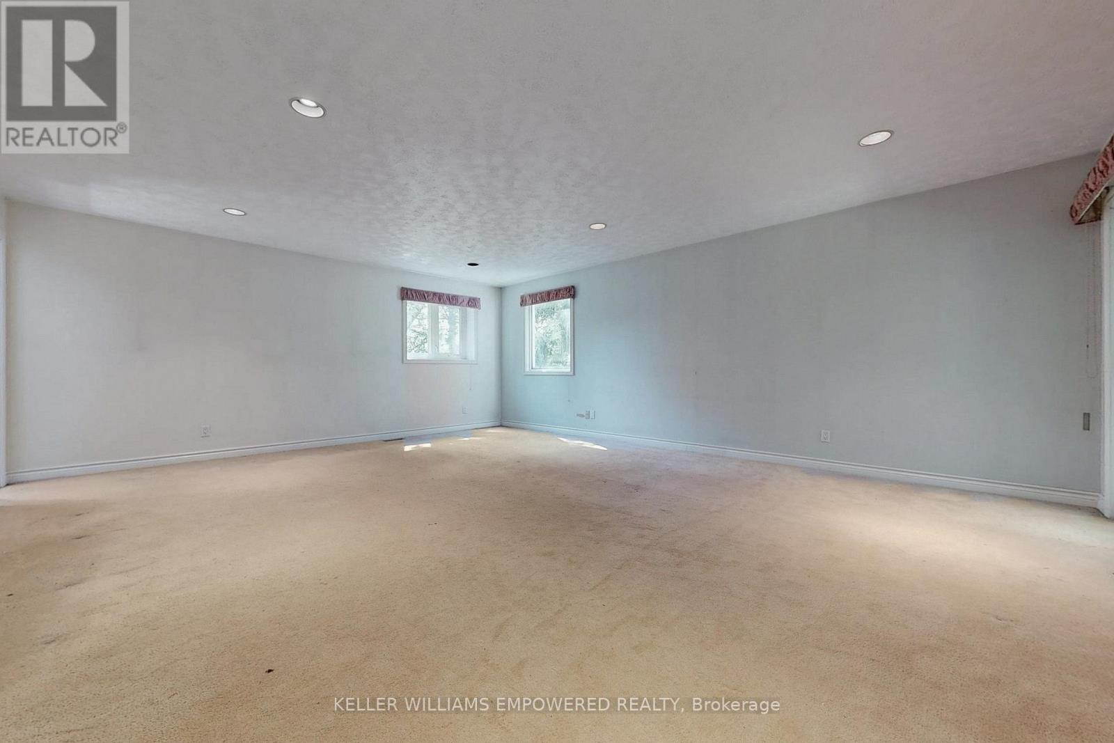 16 Bayview Park Lane, Richmond Hill, Ontario  L4E 4K7 - Photo 29 - N12248627
