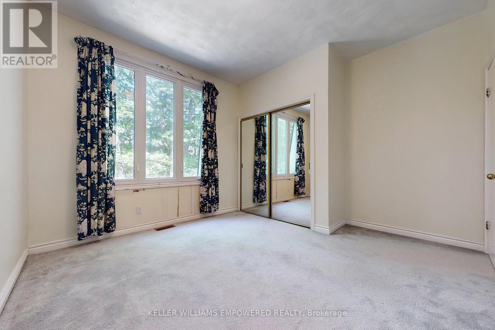 16 Bayview Park Lane, Richmond Hill, Ontario  L4E 4K7 - Photo 33 - N12248627