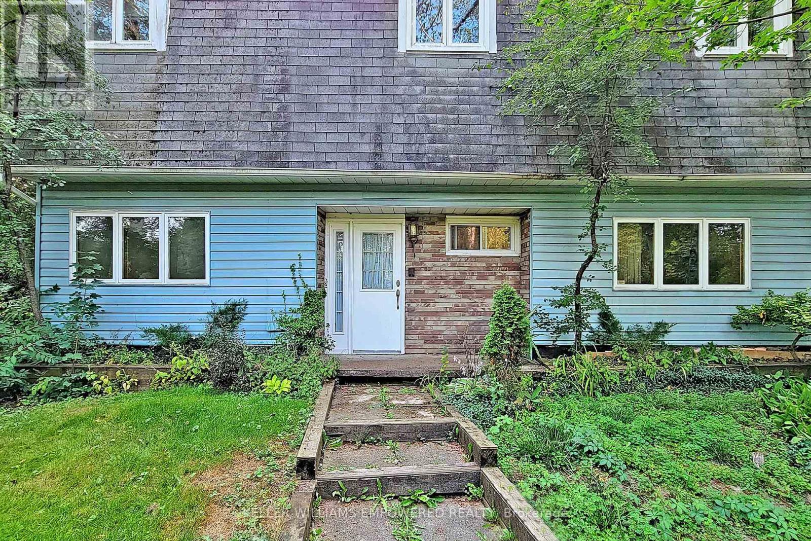 16 Bayview Park Lane, Richmond Hill, Ontario  L4E 4K7 - Photo 34 - N12248627