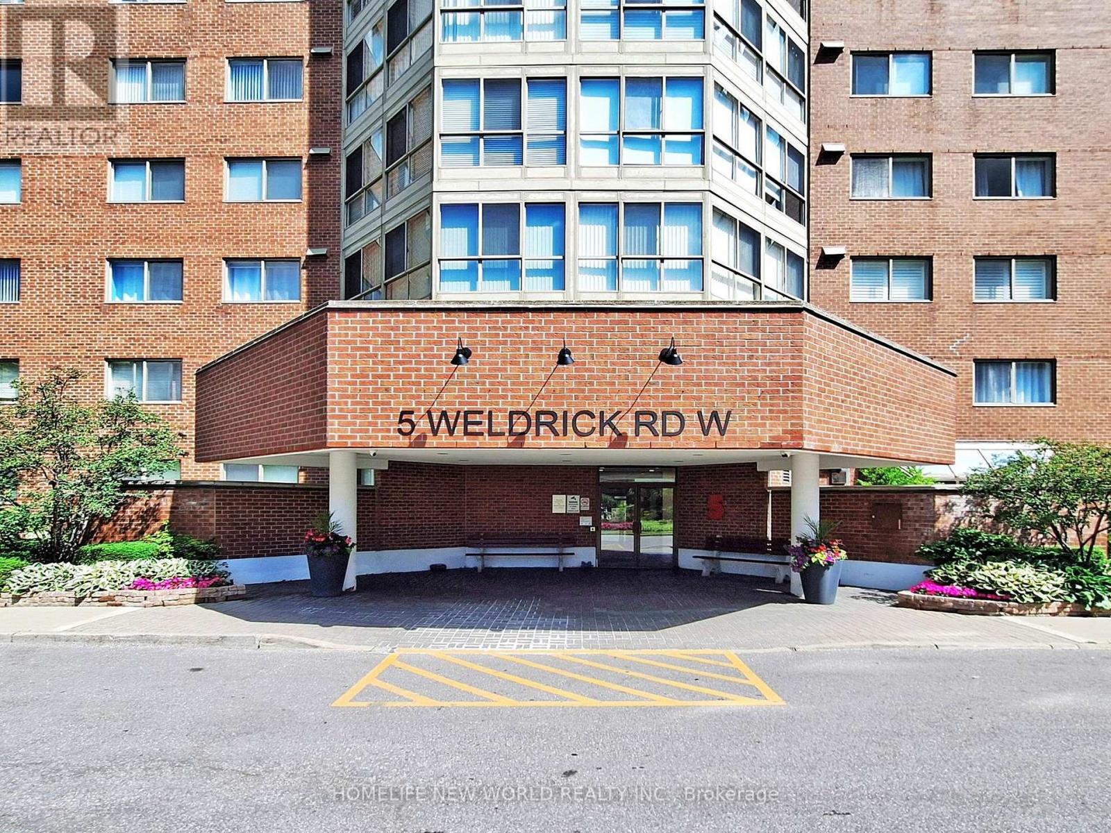 Property at 604 - 5 WELDRICK ROAD W image 3
