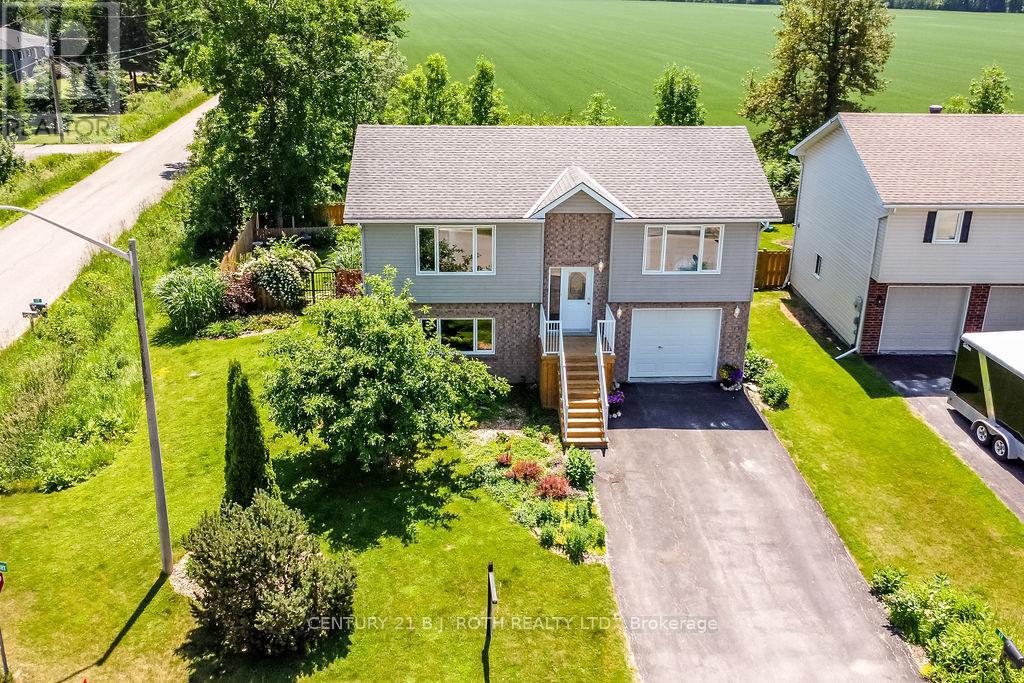 Property at 69 DONLANDS COURT image 4