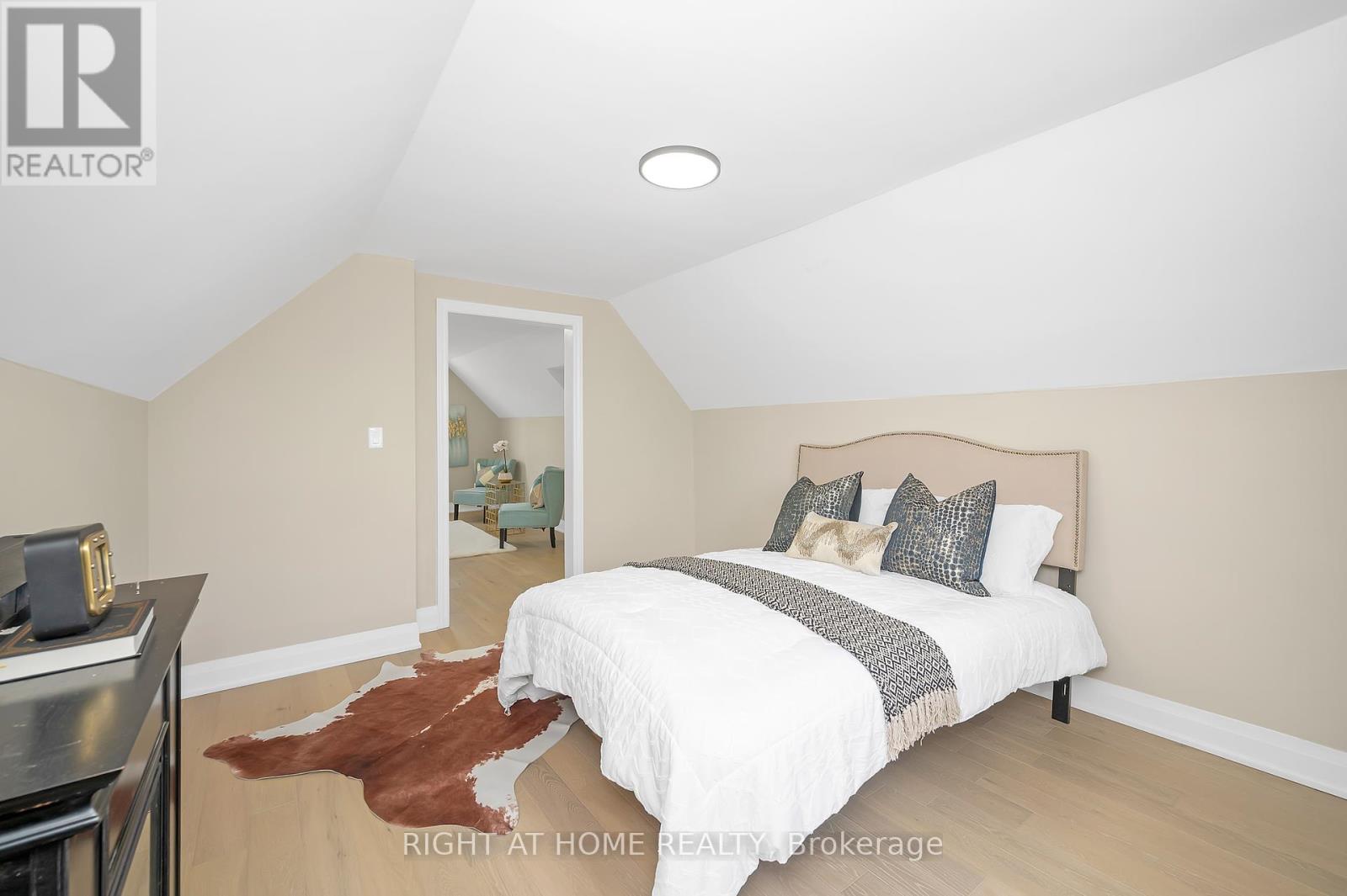 98 Birch Avenue, Hamilton, Ontario  L8L 6H7 - Photo 12 - X12248663