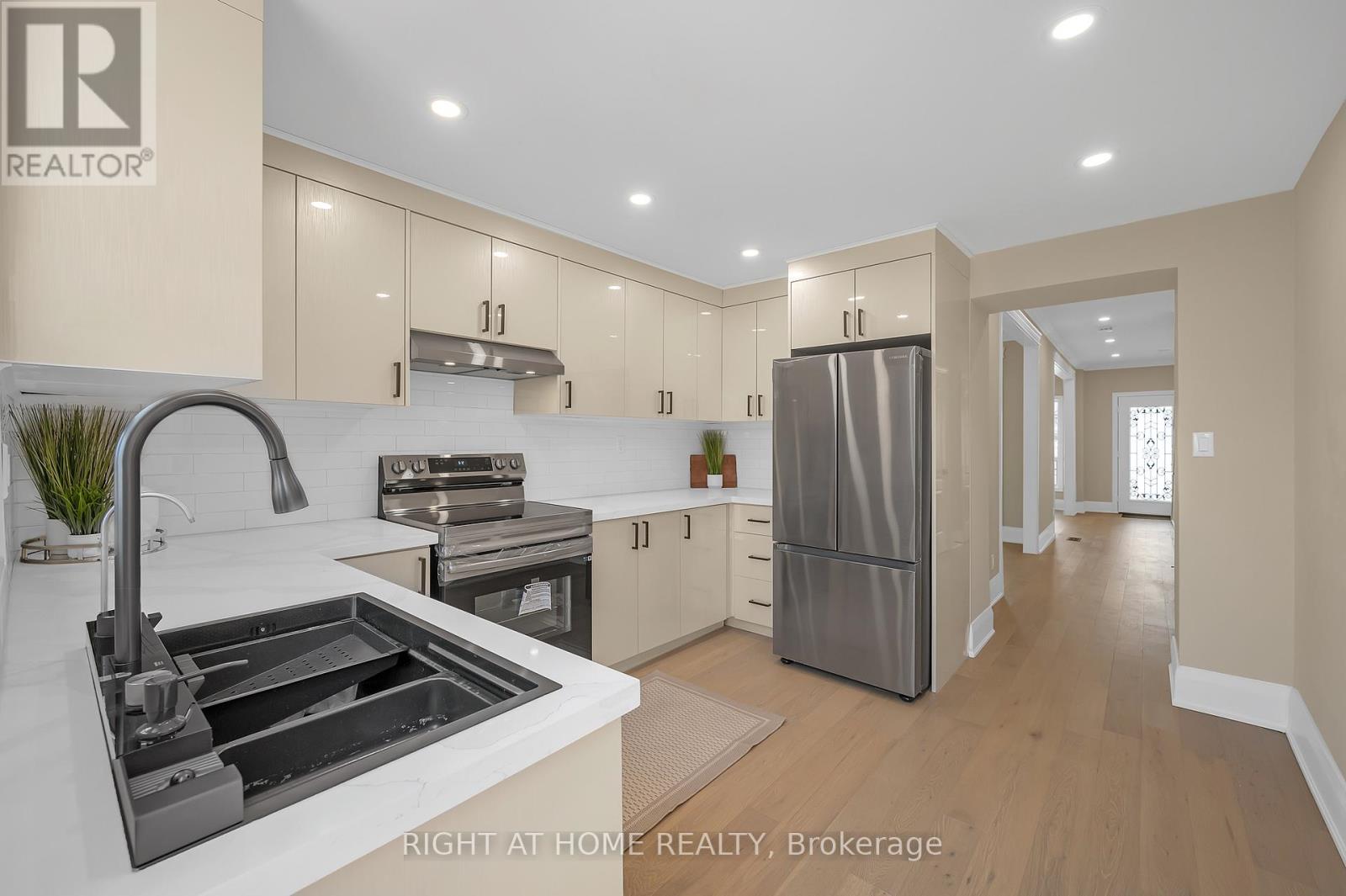 98 Birch Avenue, Hamilton, Ontario  L8L 6H7 - Photo 41 - X12248663