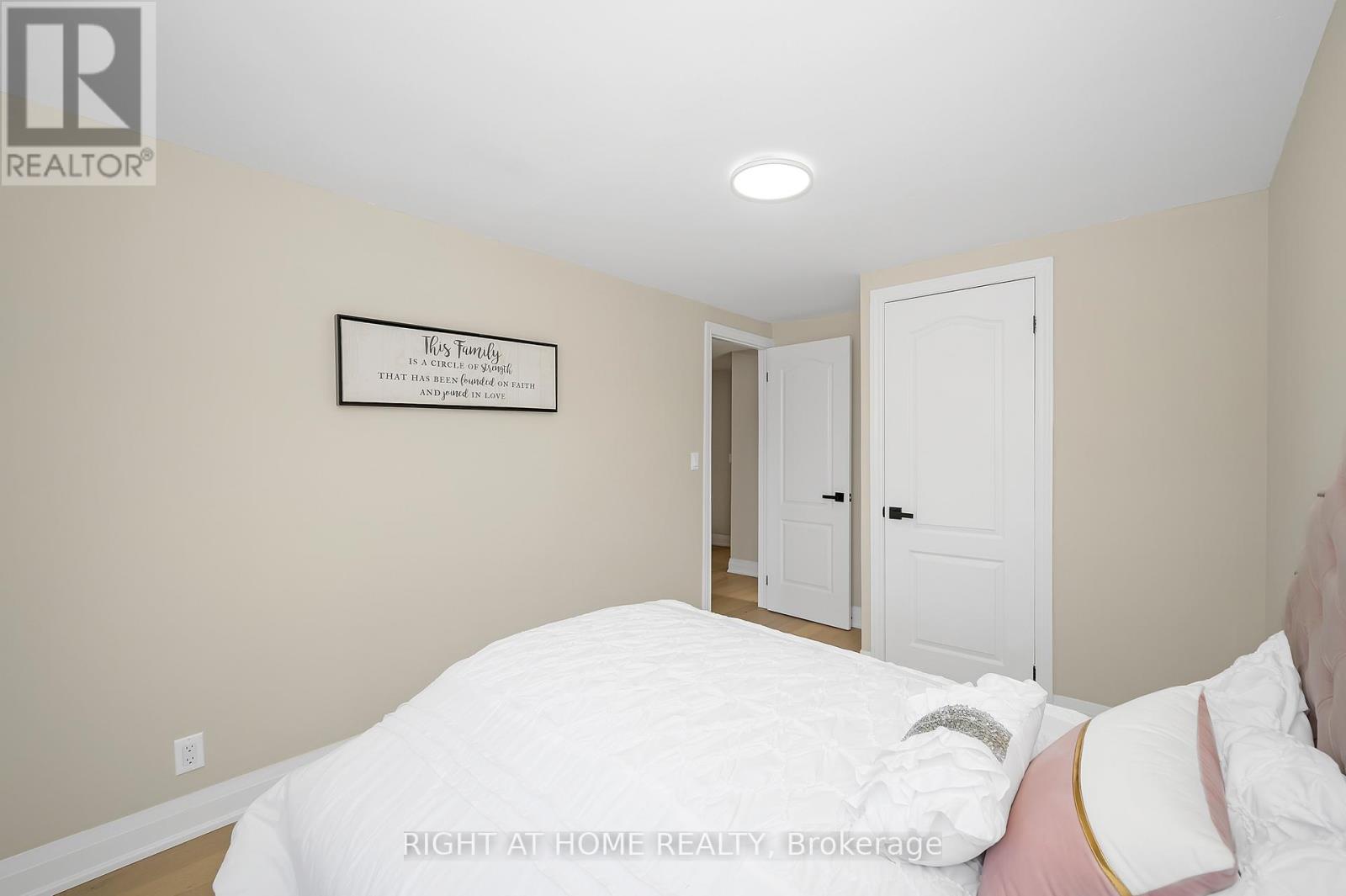 98 Birch Avenue, Hamilton, Ontario  L8L 6H7 - Photo 8 - X12248663