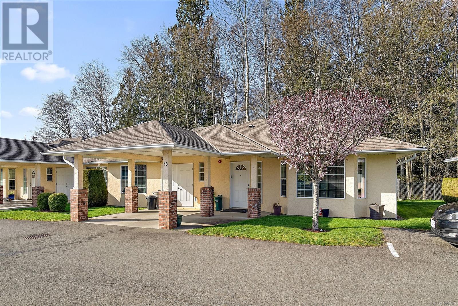 Property at 18 1015 Trunk Rd image 2