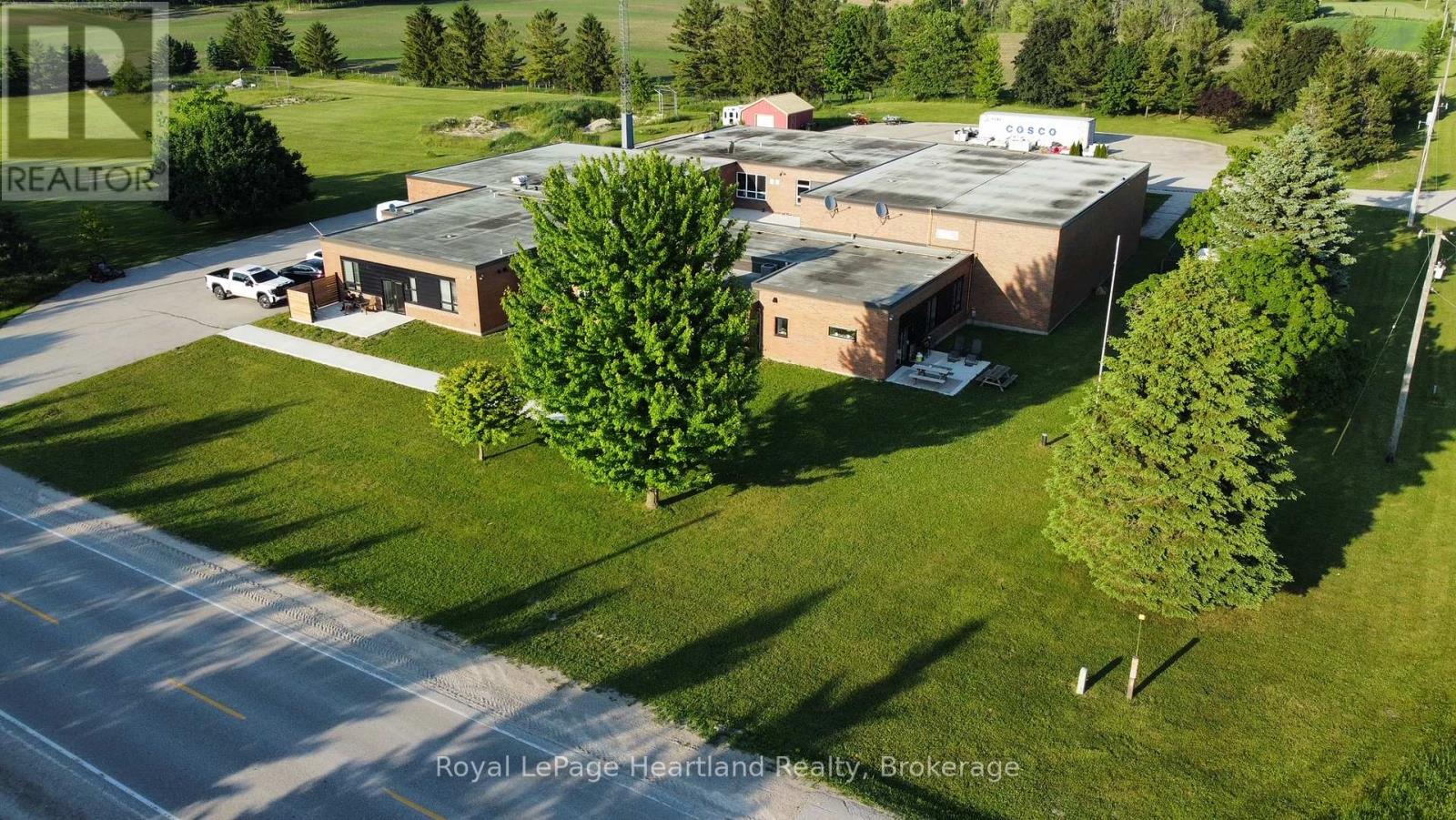 37020 School Road, Ashfield-Colborne-Wawanosh, Ontario  N7A 3Y2 - Photo 2 - X12248248