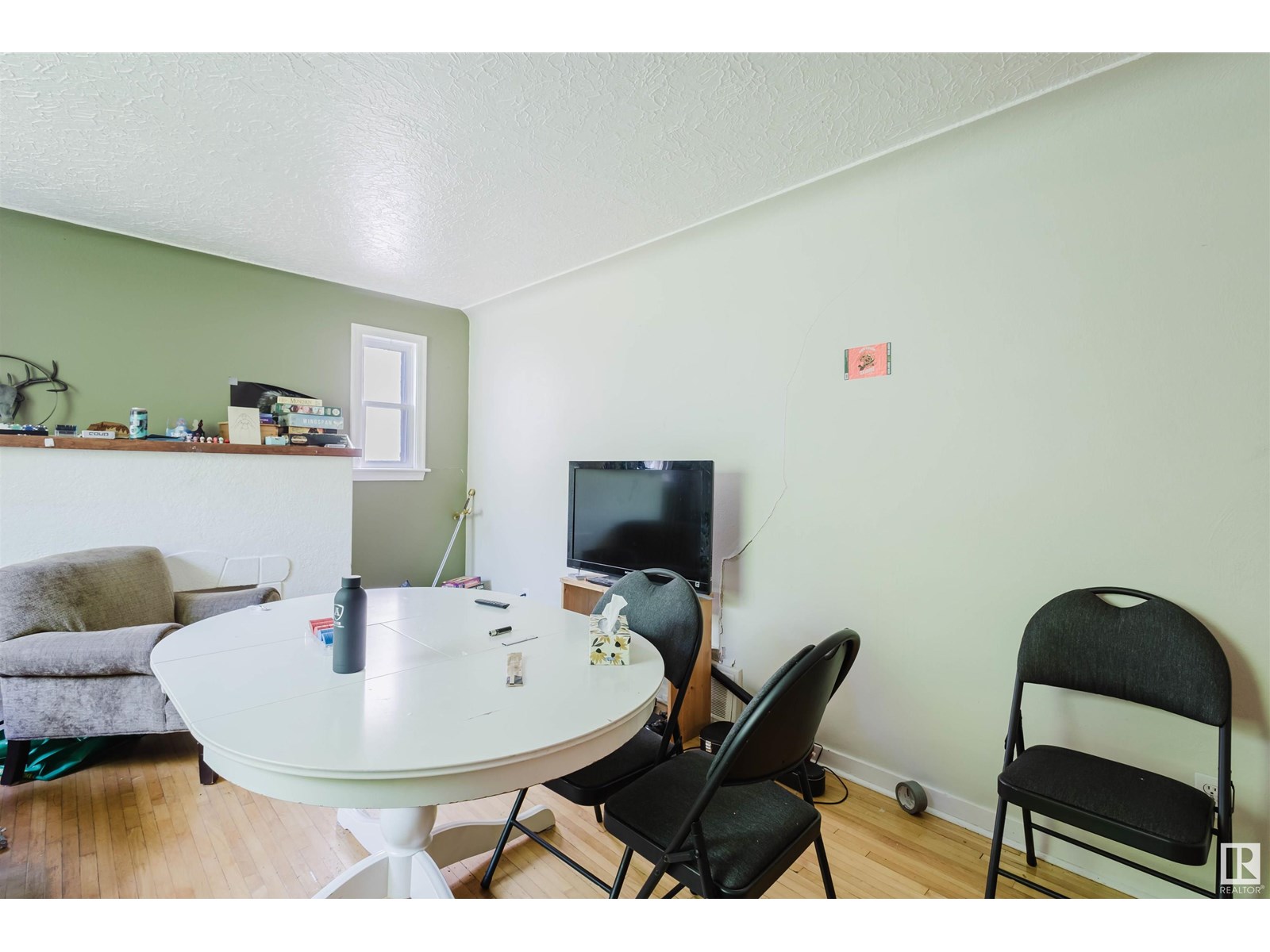 Property at 7230 112 ST NW image 4