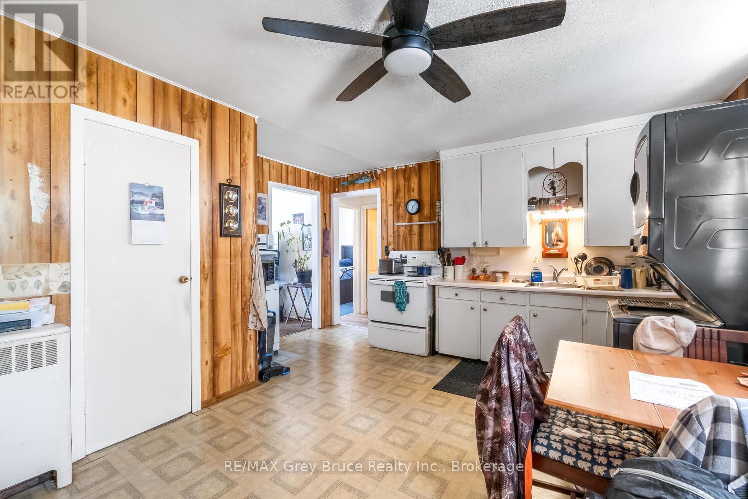 502 Bruce Street, South Bruce Peninsula, Ontario  N0H 1P0 - Photo 20 - X12248749