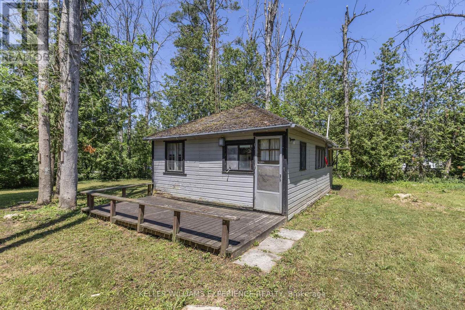 6 Orillia Road, Oro-Medonte, Ontario  L0L 2E0 - Photo 8 - S12248709