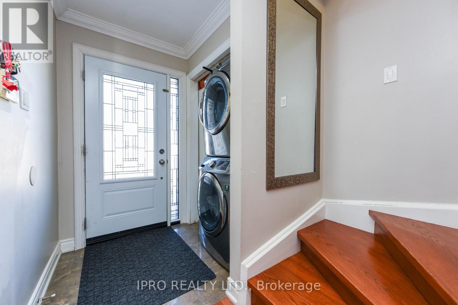 Property at 5136 PALOMAR CRESCENT image 3