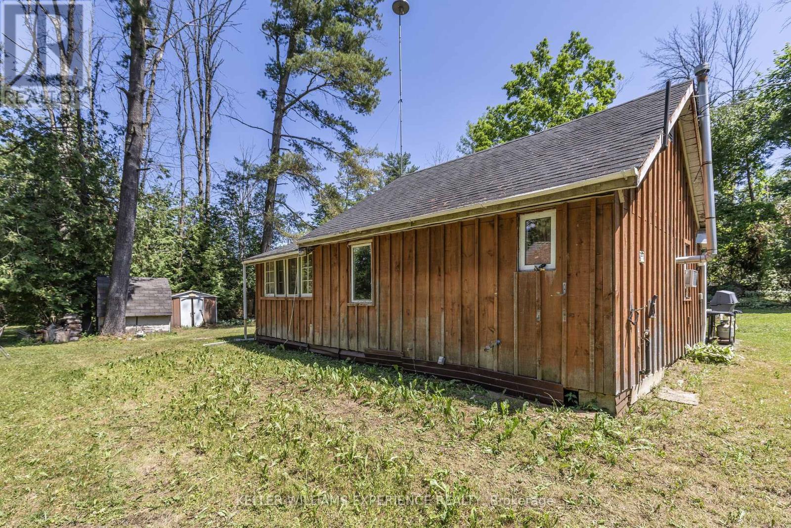 10 Simcoe Road, Oro-Medonte, Ontario  L0L 2E0 - Photo 15 - S12248763