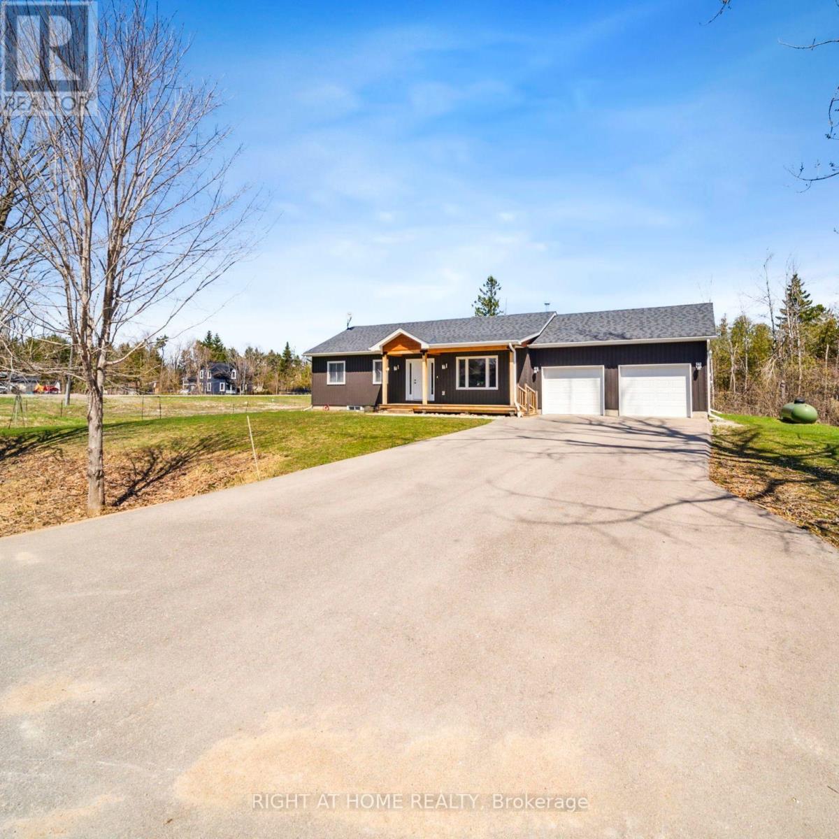 Property at 4000 JOYCE AVENUE image 4
