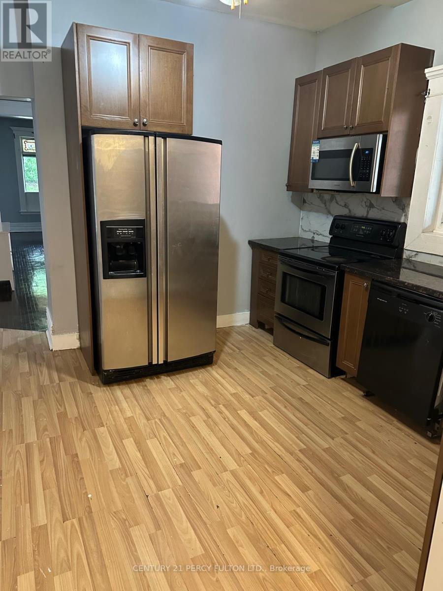 541 Aylmer Street N, Peterborough Central, Ontario  K9H 3W6 - Photo 11 - X12248721