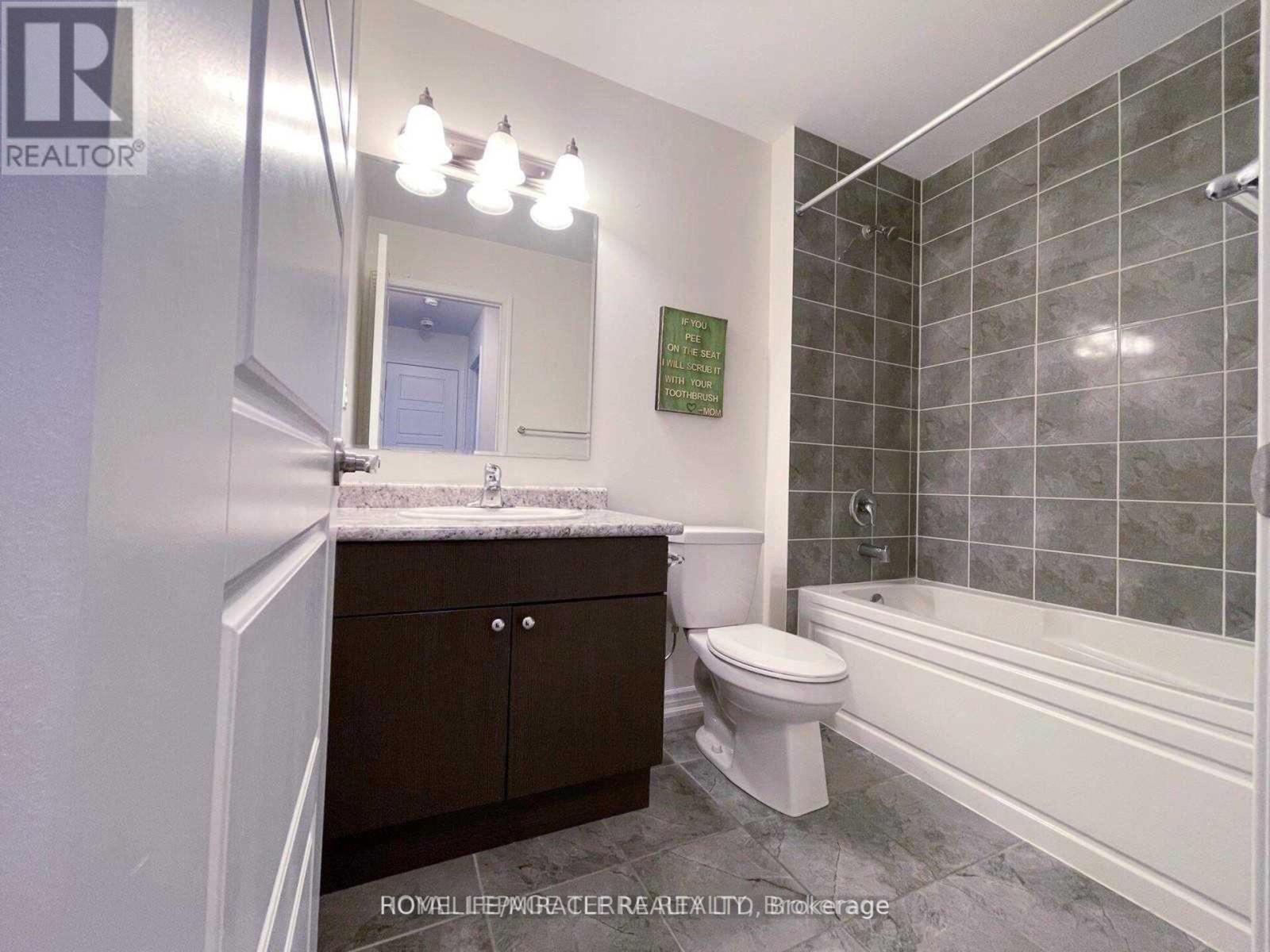 127 - 540 Goldenrod Lane, Kitchener, Ontario  N2R 0L7 - Photo 25 - X12248727