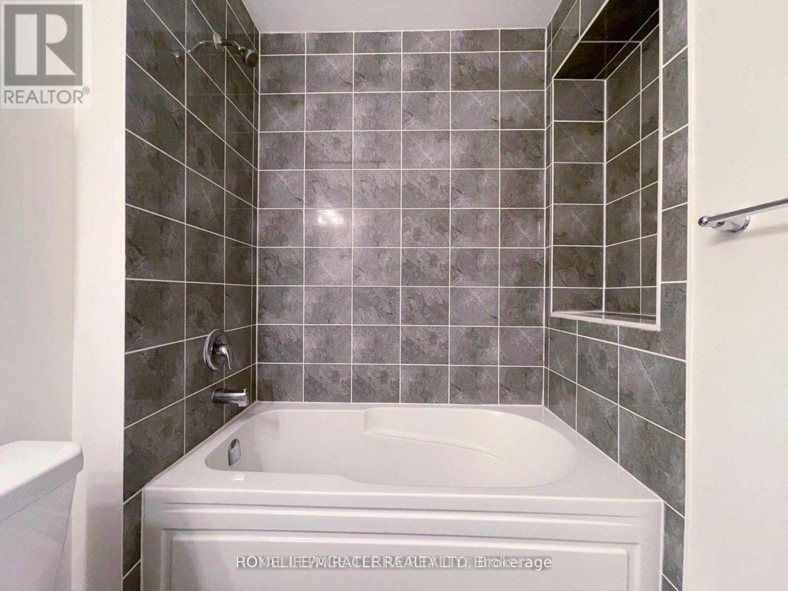 127 - 540 Goldenrod Lane, Kitchener, Ontario  N2R 0L7 - Photo 26 - X12248727