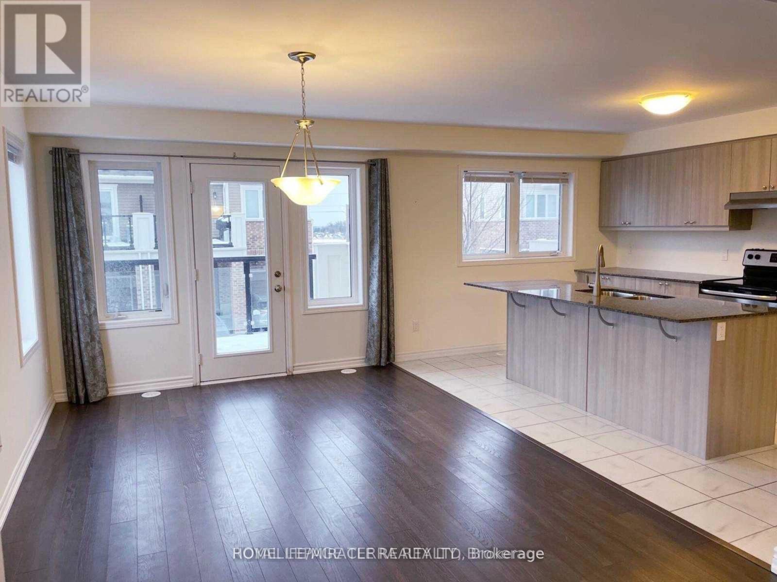 127 - 540 Goldenrod Lane, Kitchener, Ontario  N2R 0L7 - Photo 9 - X12248727