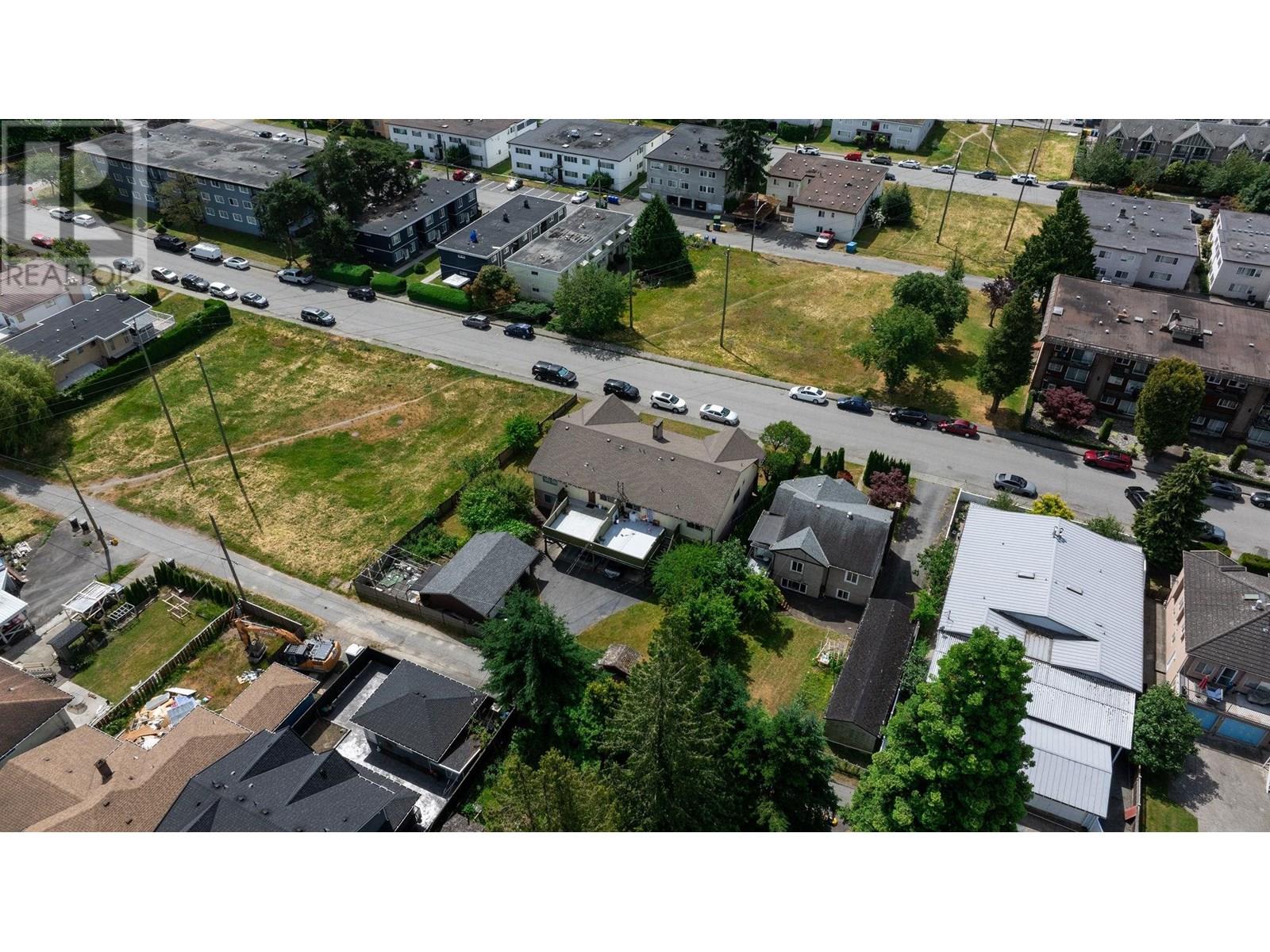 Property at 6777 6775 BALMORAL STREET image 5