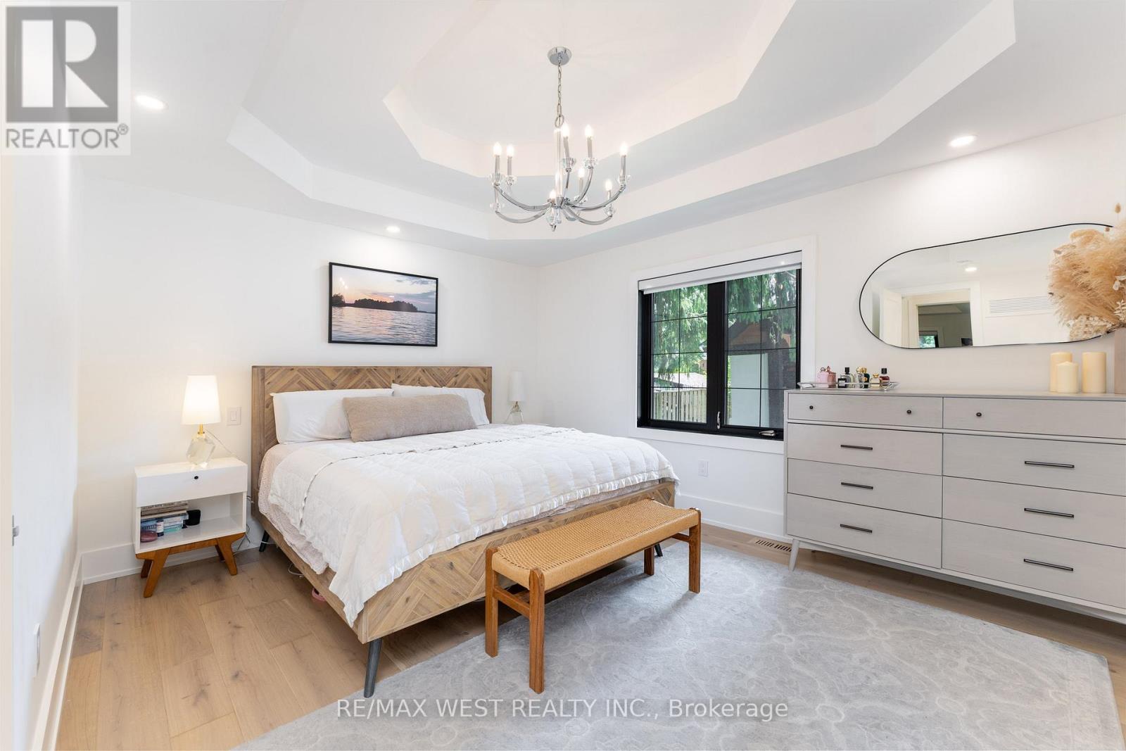92 Warwood Road, Toronto, Ontario  M9B 5B7 - Photo 13 - W12247687