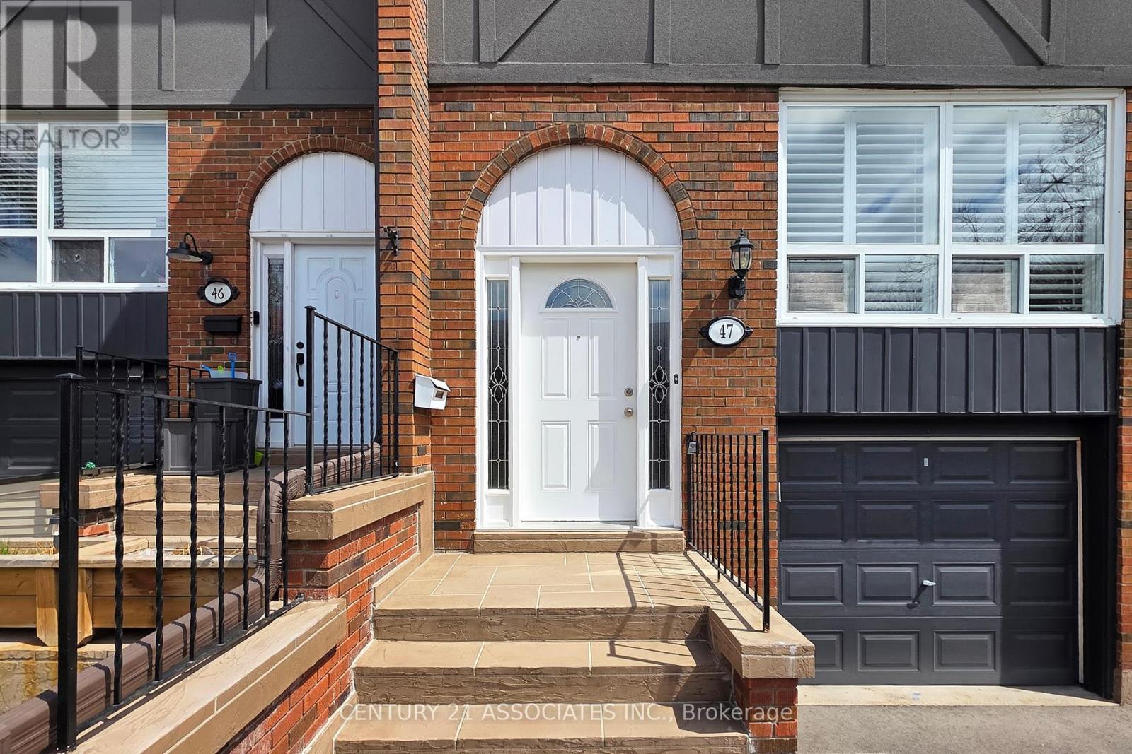Property at 47 - 1616 HAIG BOULEVARD image 2