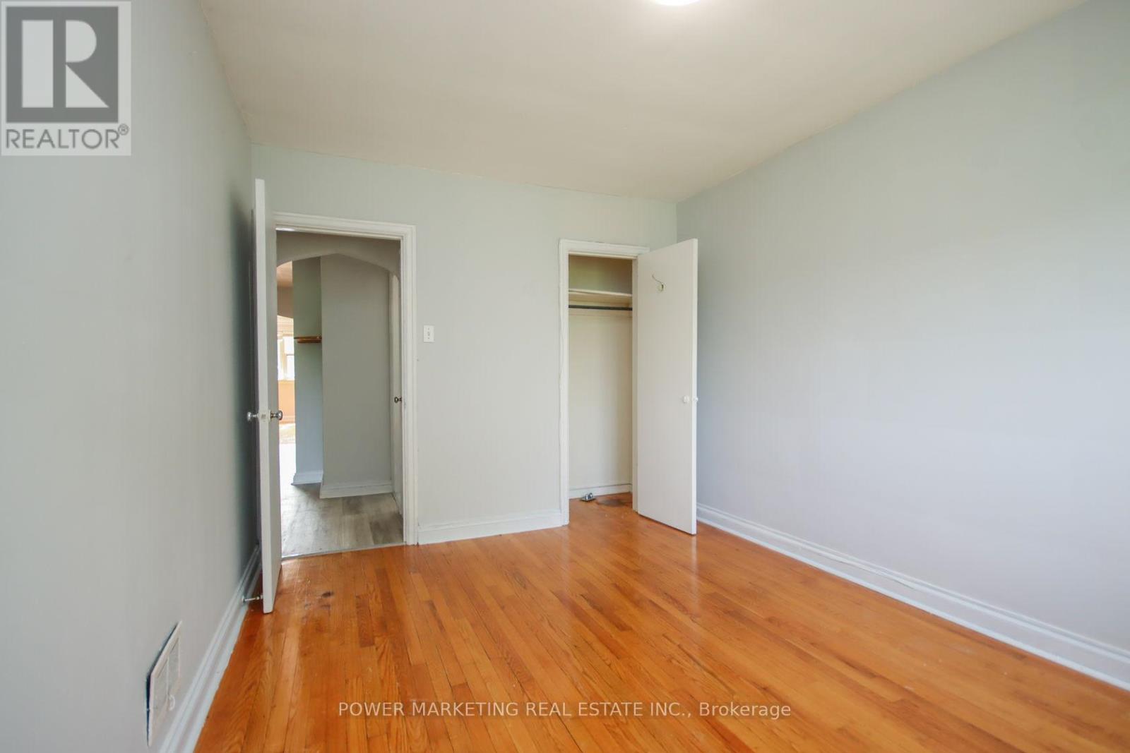 3 - 679 Roosevelt Avenue, Ottawa, Ontario  K2A 2A8 - Photo 15 - X12248804