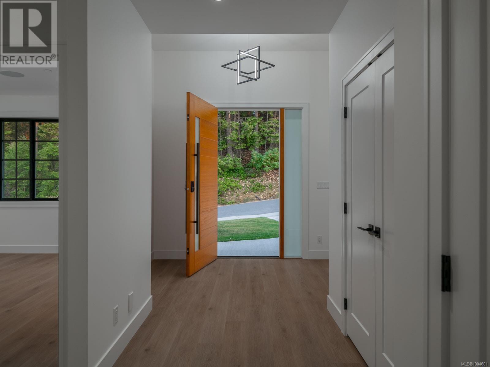 120 Hawk Point Rd, Nanaimo, British Columbia  V9T 5W2 - Photo 68 - 1004861