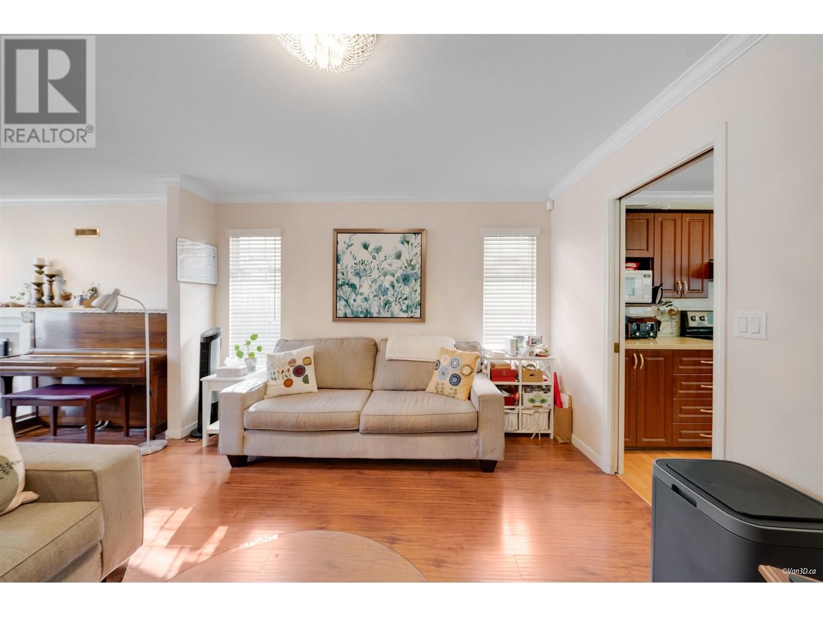 Listing Picture 5 of 40 : 11380 NO 1 ROAD, Richmond / 烈治文 - 魯藝地產 Yvonne Lu Group - MLS Medallion Club Member