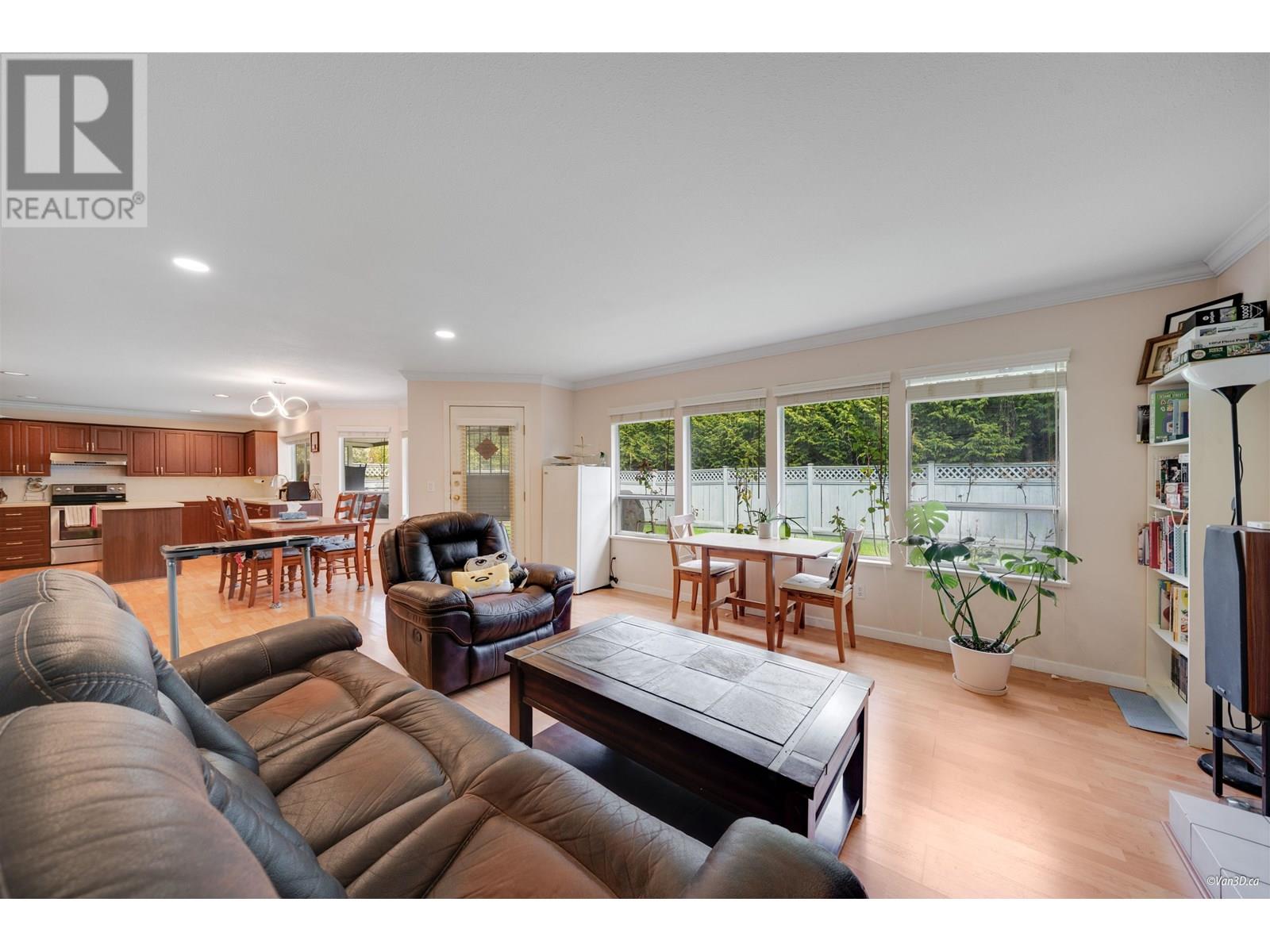 Listing Picture 25 of 40 : 11380 NO 1 ROAD, Richmond / 烈治文 - 魯藝地產 Yvonne Lu Group - MLS Medallion Club Member