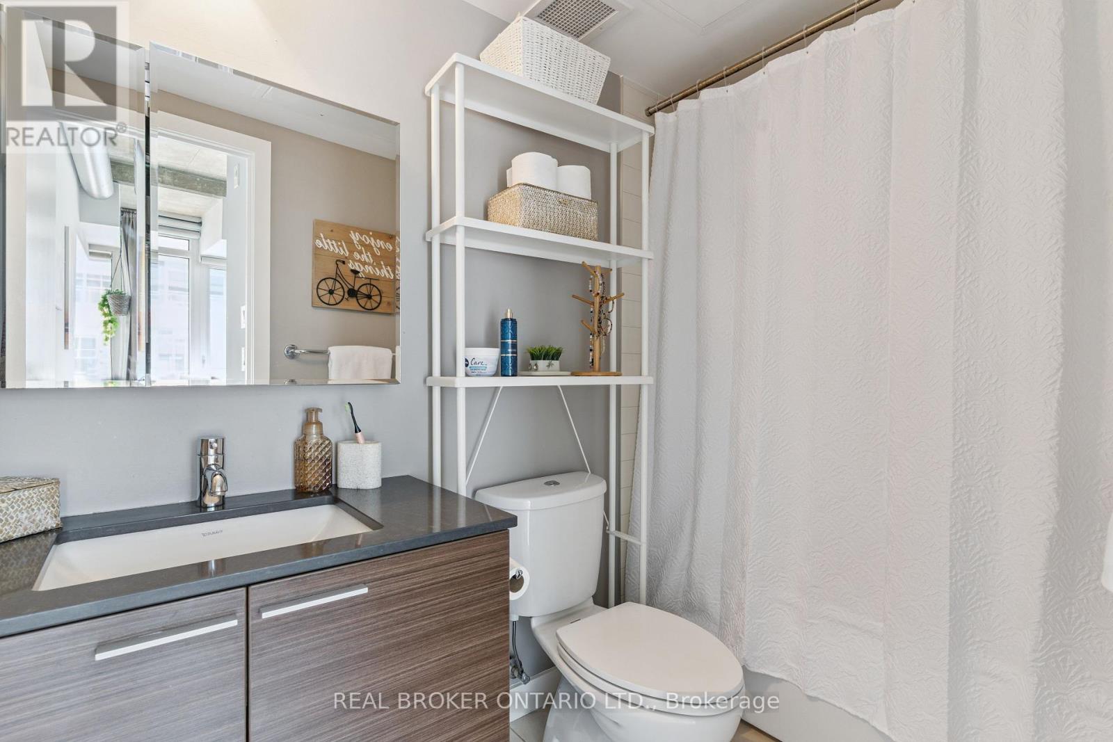 623 - 349 Mcleod Street, Ottawa, Ontario K2P 0S1 - Photo 11 - X12248819