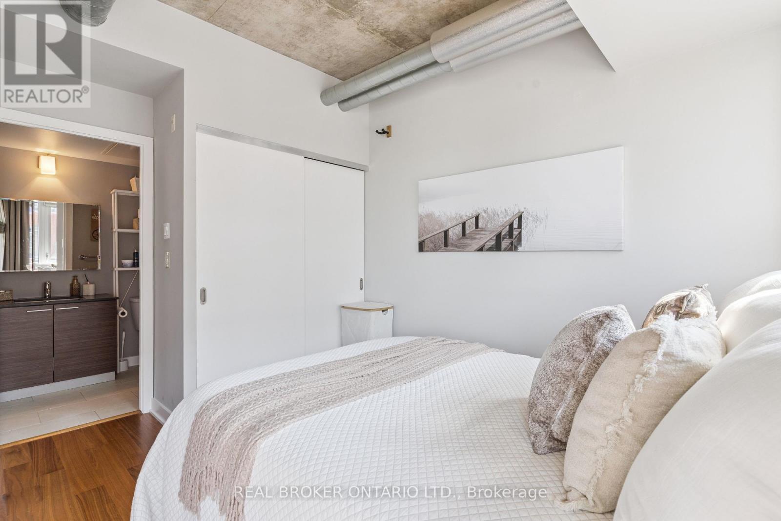 623 - 349 Mcleod Street, Ottawa, Ontario K2P 0S1 - Photo 9 - X12248819