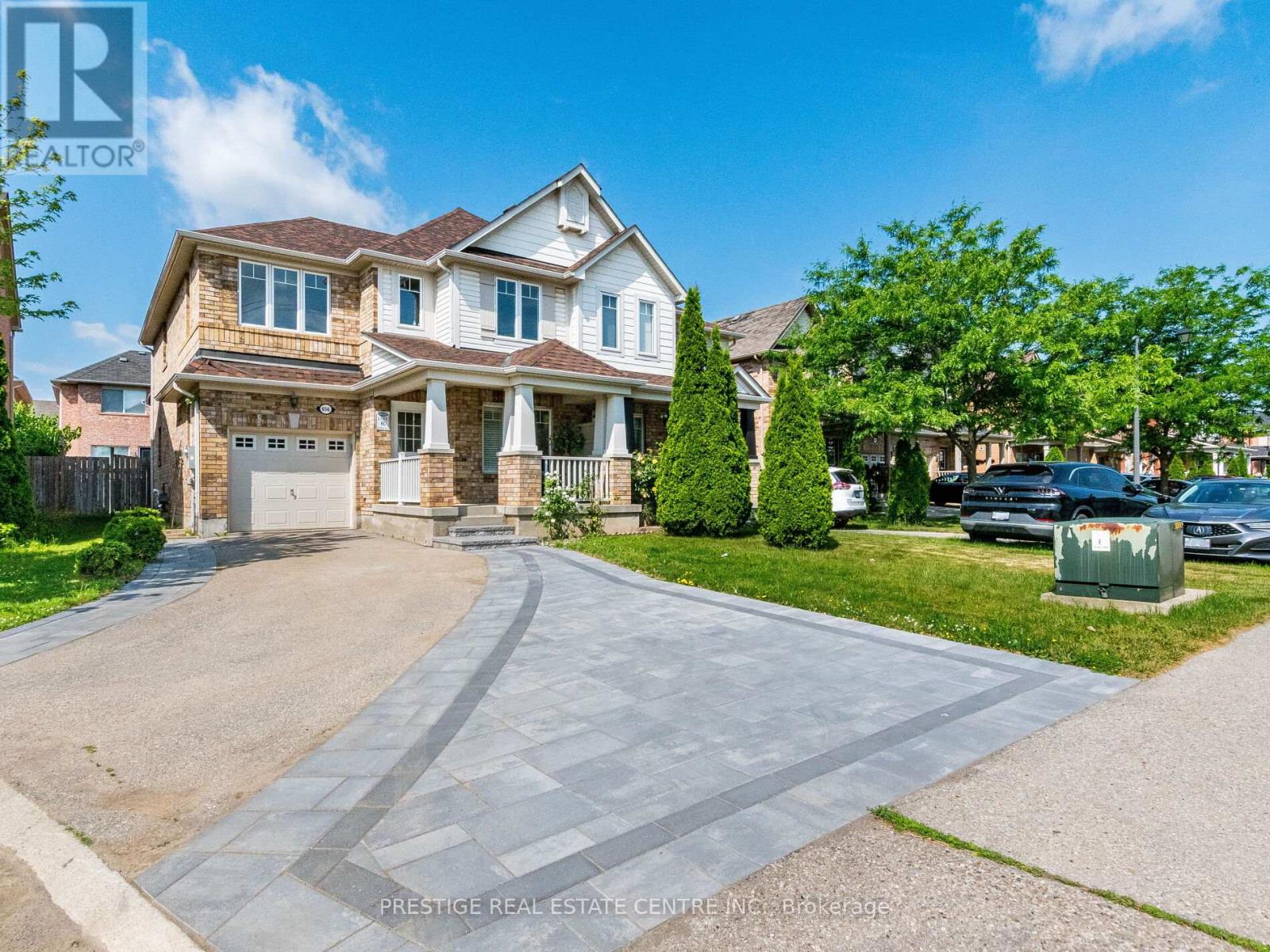 Property at 656 THOMPSON ROAD S image 1